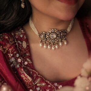 Mrinalini Necklace Set